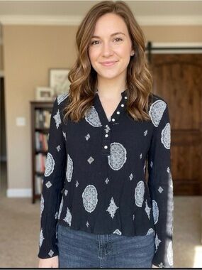 Addie - Black Patterned Women's Top